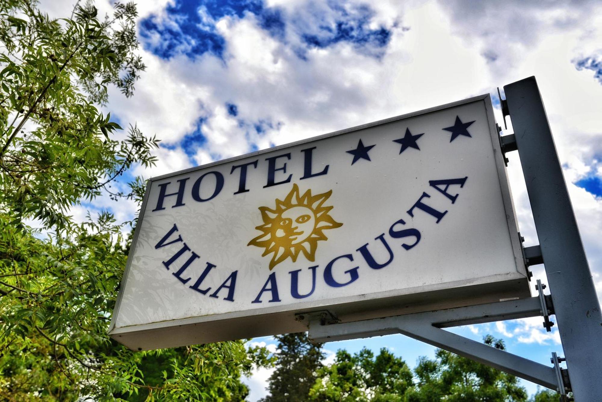 Hotel Villa Augusta Grado Exterior photo