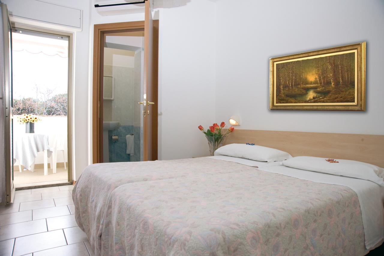 Hotel Villa Augusta Grado Exterior photo